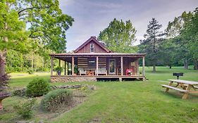 Restored Buchanan Log Cabin On 9-Mile Creek!